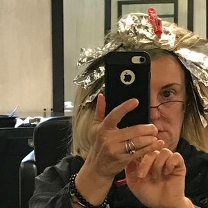 Meet your Posher, Joni